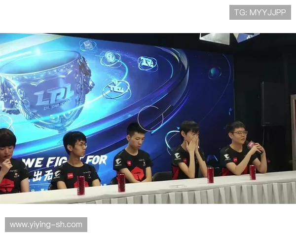 CSGO战术解析TES战队中路突破体系的成功要素与实战应用